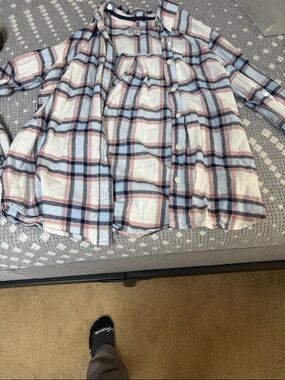 Casual Plaid Button-Down Shirt - White with Blue & Pink Plaid